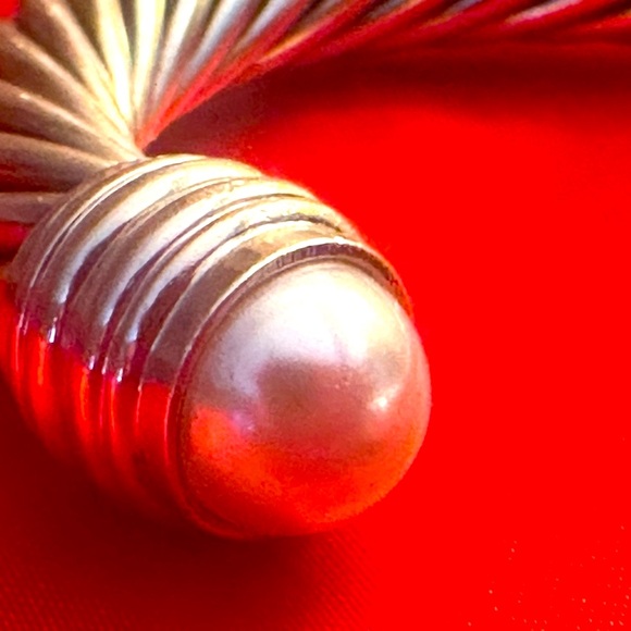 WOW POSHMARK - Authentic David Yurman Sterling Silver Bold Pearl Bangle Bracelet - Picture 12 of 15